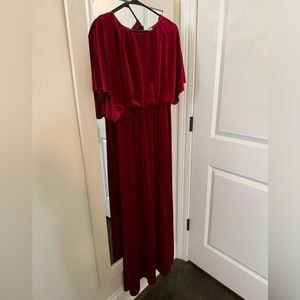 Elegant Red Velvet Evening Gown M